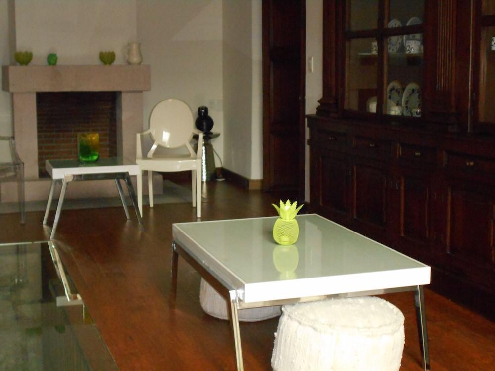 Hotel Expres By Hosting House Morelia Exterior photo