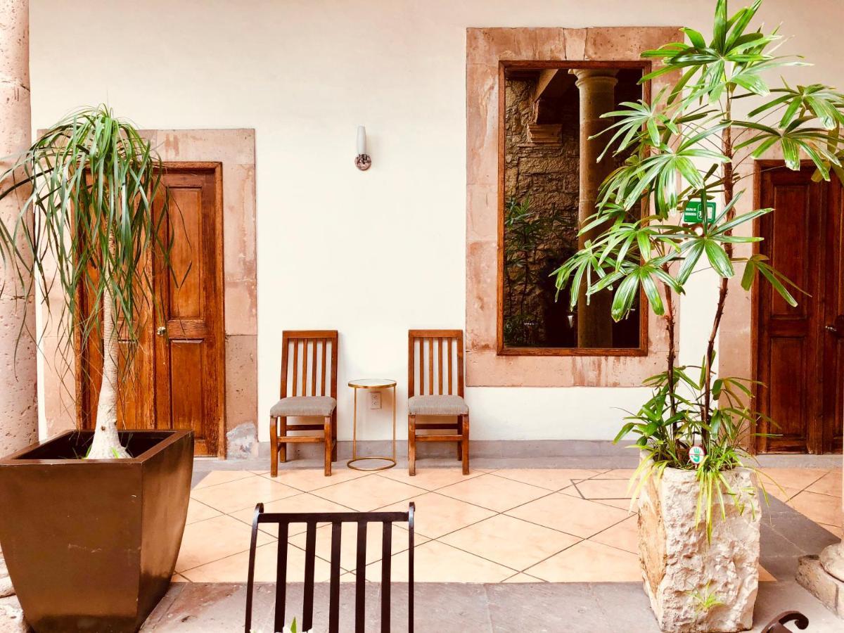 Hotel Expres By Hosting House Morelia Exterior photo