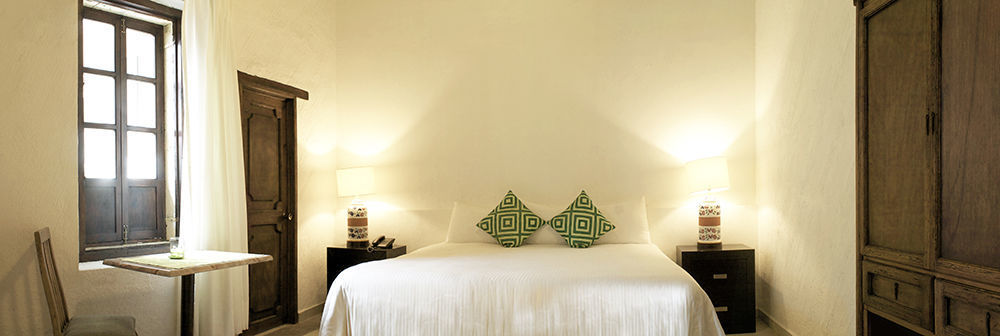 Hotel Expres By Hosting House Morelia Exterior photo