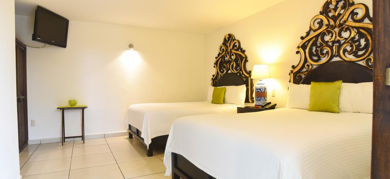 Hotel Expres By Hosting House Morelia Exterior photo