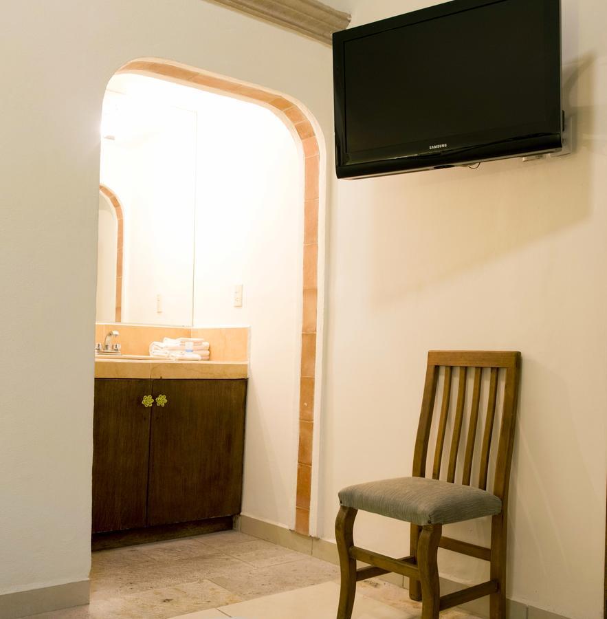 Hotel Expres By Hosting House Morelia Exterior photo