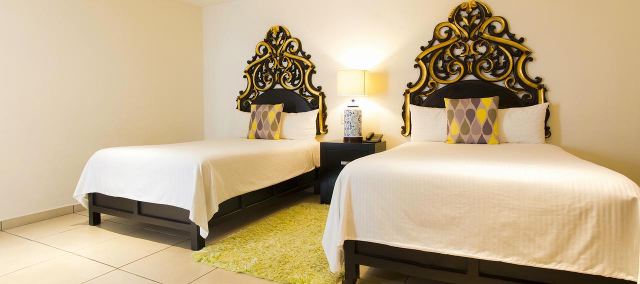 Hotel Expres By Hosting House Morelia Exterior photo