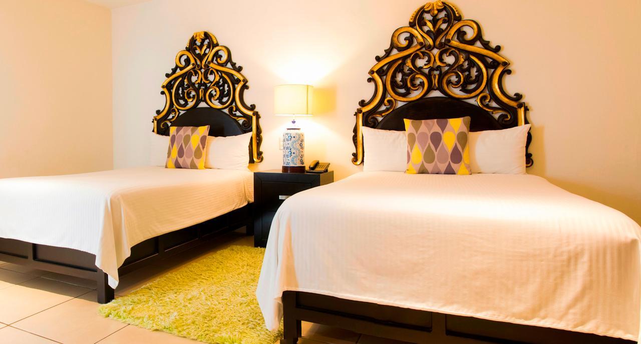 Hotel Expres By Hosting House Morelia Exterior photo