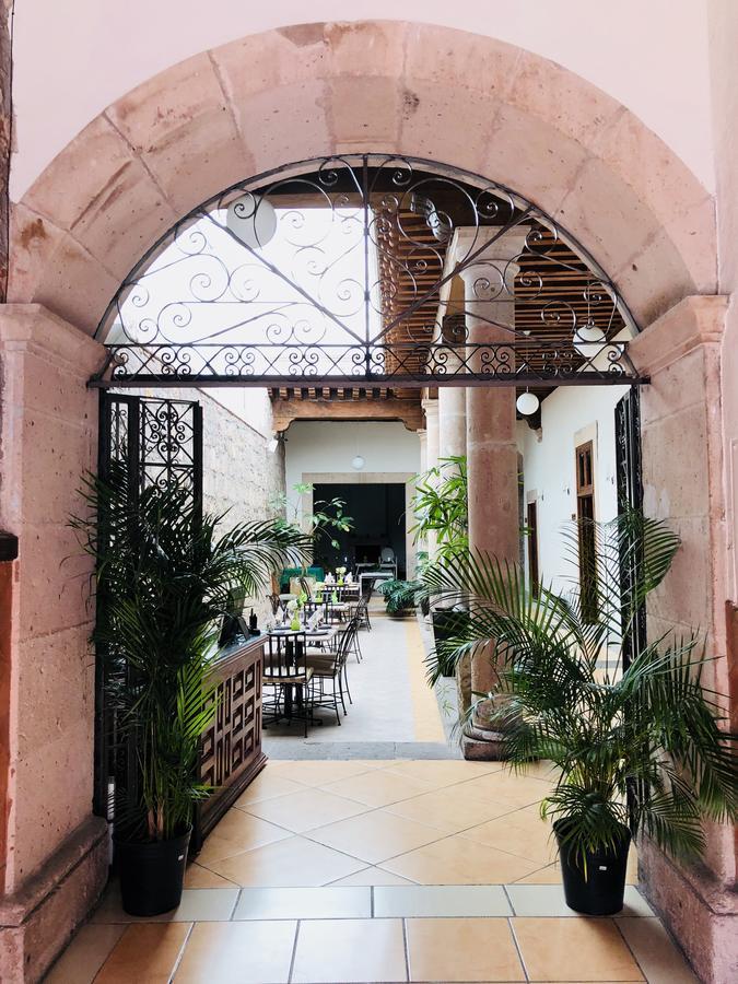 Hotel Expres By Hosting House Morelia Exterior photo