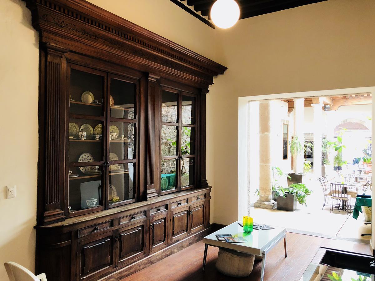 Hotel Expres By Hosting House Morelia Exterior photo